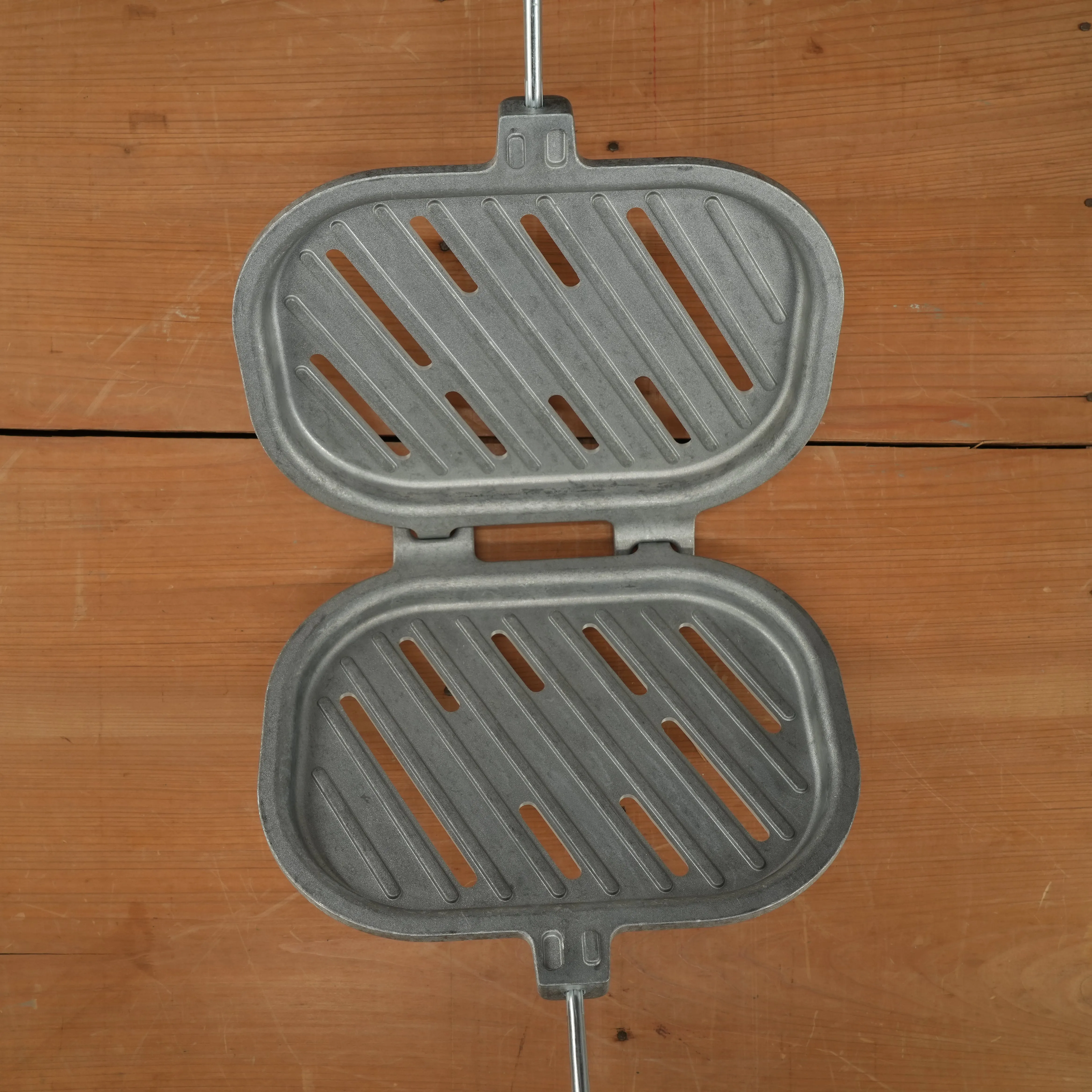 Nordic Ware Indoor/Outdoor Campfire Griller