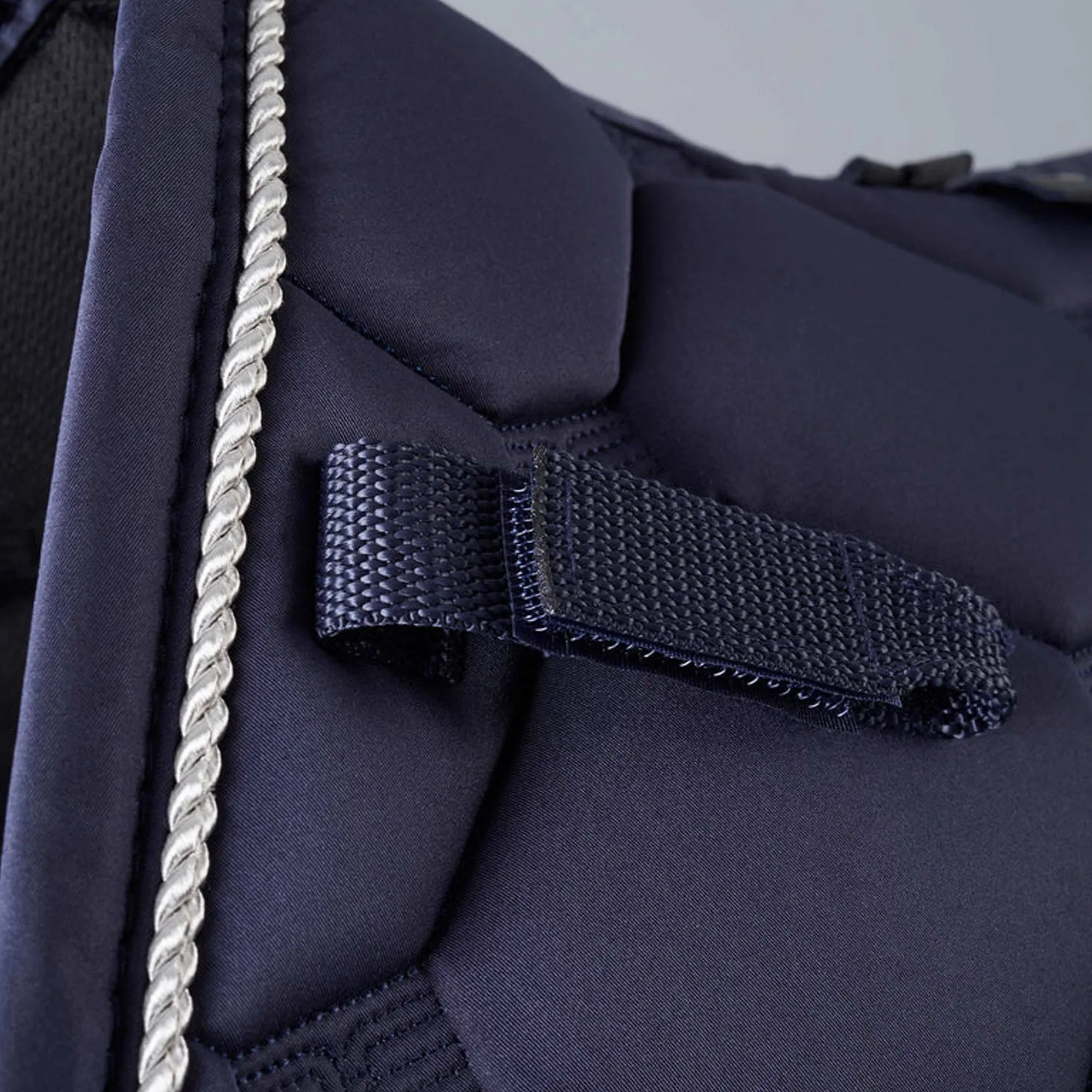 Premier Equine Saltare Close Contact Gp/Jump Square - Navy