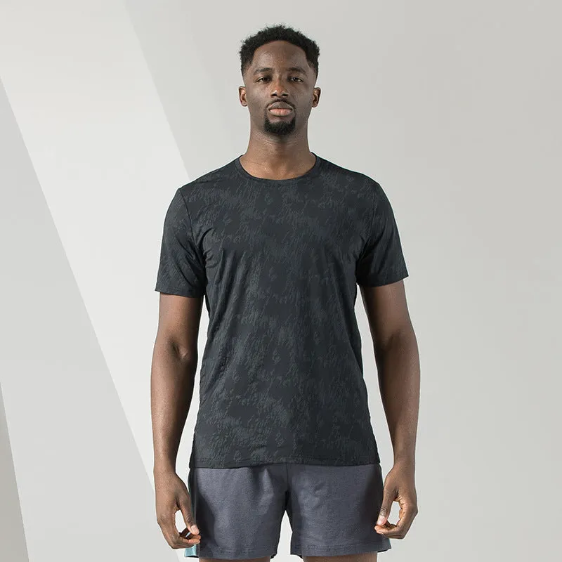 Sweat Wicking Shirt Men Fashion Brands T-shirt Crew Neck Fashion Men's Clothing